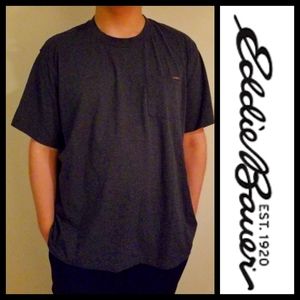 Eddie Bauer tee with front pocket